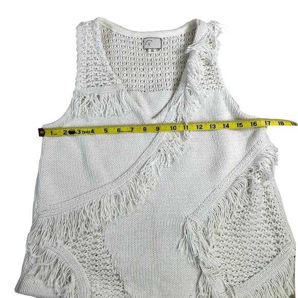 by Anthropologie Crochet Vest Size Medium White Cotton Silk Fringe Boho Knit Top - Picture 11 of 12